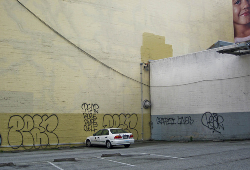 Pear. Graffiti Lives